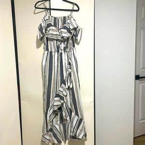 Long, peekaboo shoulder, gray, tan, white dress